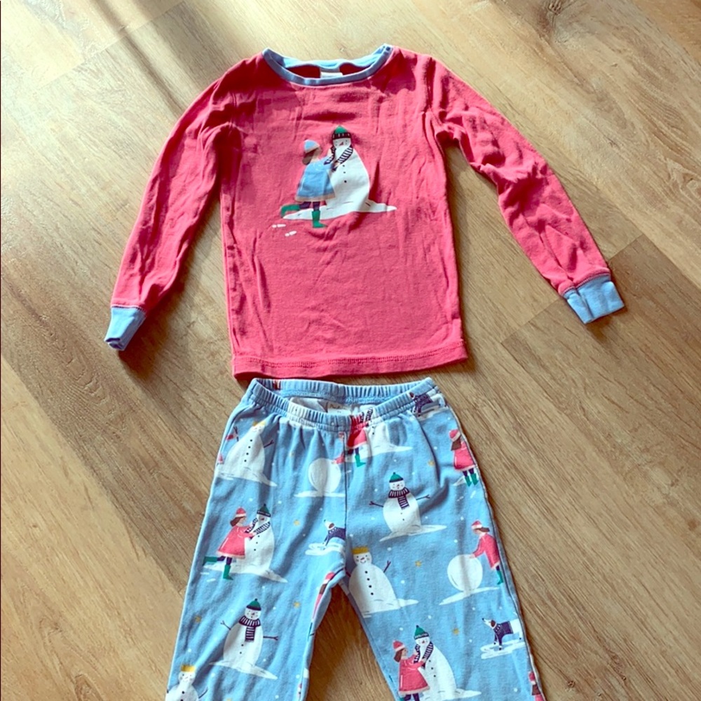 Mini Boden kids size 7 snowman pajama set!